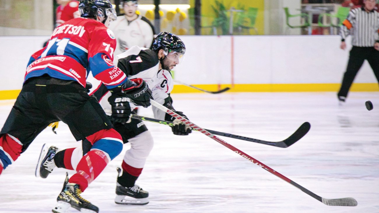 Ice hockey renews its connection with Abu Dhabi